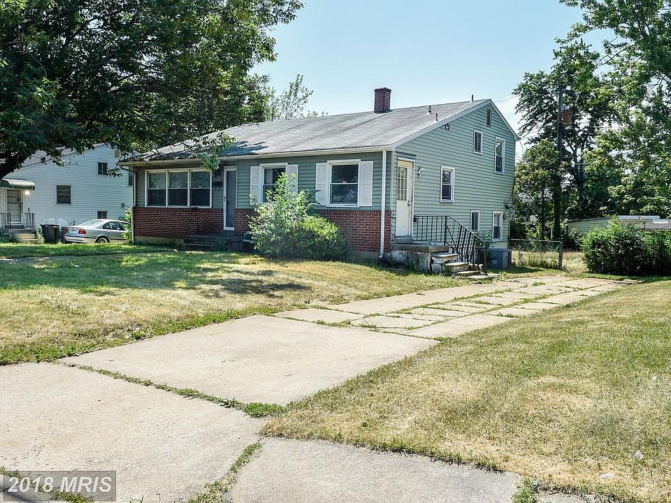 Front Exterior with Driveway