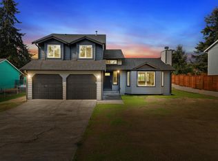 24717 16th Ave S, Seattle, WA 98198