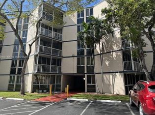 6955 NW 186th St APT F301, Hialeah, FL 33015