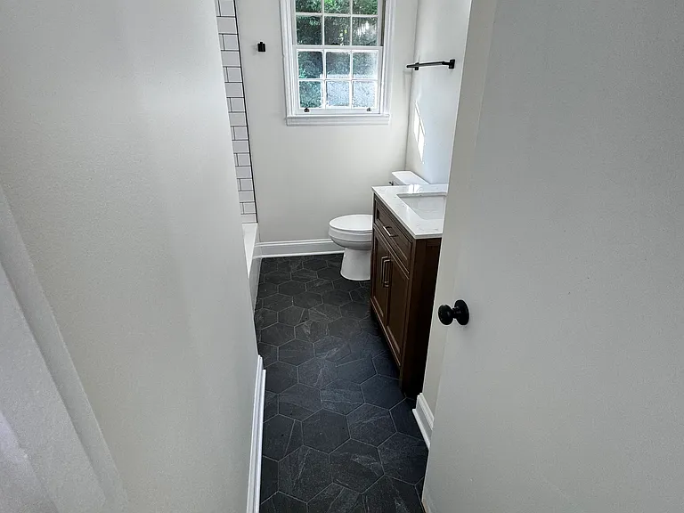 418 Brookcliff Rd — Photo 7