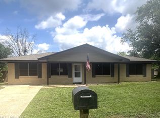 121 James Dr, Gulfport, MS 39503