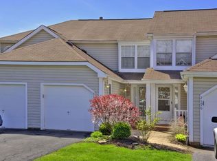 2798 Drake Ct, Gibsonia, PA 15044