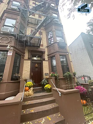 Rented by Fifth & Forever LLC | media 28