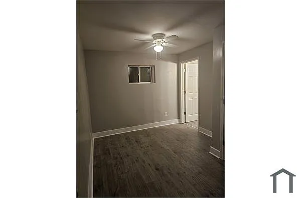 Building Photo - 855 S 26th St #1