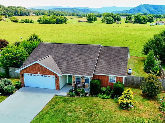 3rd image of 2423 Frost Valley Ct