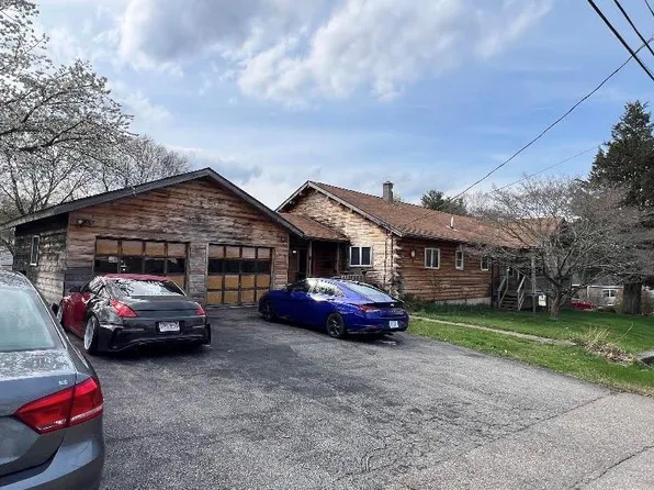 11 Lilac Ave, Woonsocket, RI 02895