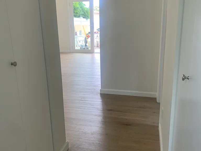 8402 Loyola Blvd — Photo 5