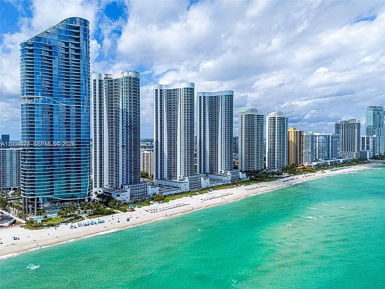 16001 Collins Ave #406 — Photo 16