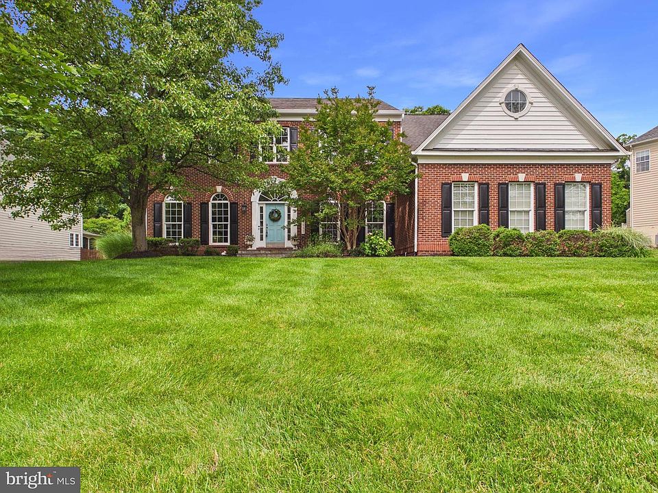1st image of 22527 Forest Run Dr