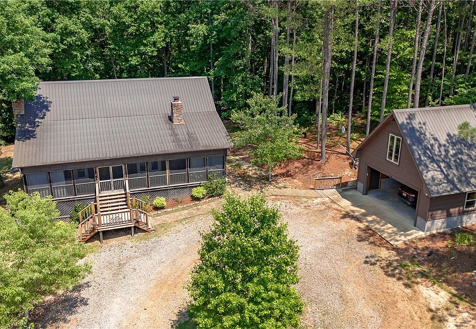 1st image of 90 White Oak Lck