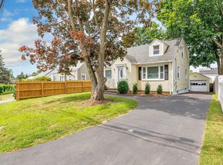 716 Burnsford Ave, Bridgeport, CT 06606