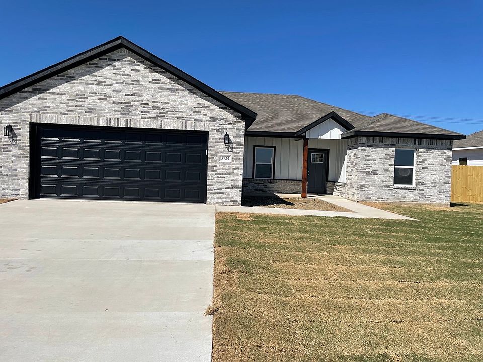1st image of 3716 Skylane Ave