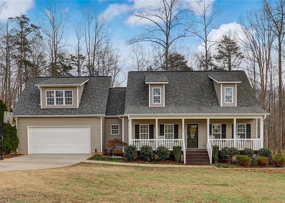 1st image of 211 Autumn Gate Dr