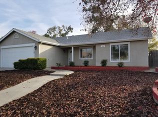 545 E Olivewood Ave, Porterville, CA 93257