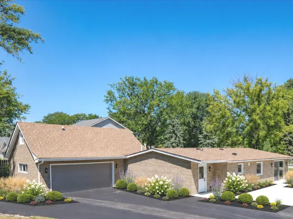 1823 E Park Pl, Arlington Heights, IL 60004
