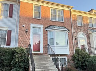 43572 Blacksmith Sq, Ashburn, VA 20147