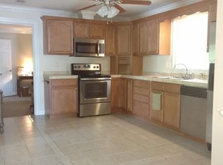 2010 Lee Ave, Tifton, GA 31794