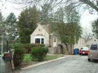 328 Potter Rd, Des Plaines, IL 60016