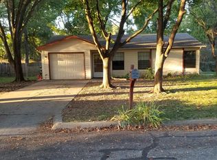 3800 Shadybrook Dr, Lawrence, KS 66047