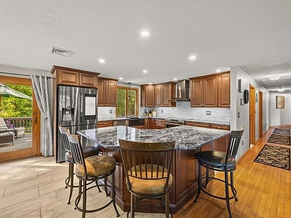 2nd image of 26 Brookings Dr