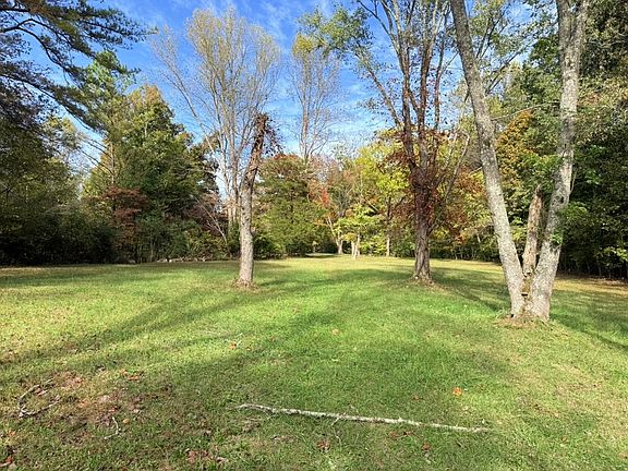 4th image of 7542 Chestnut Ridge Rd