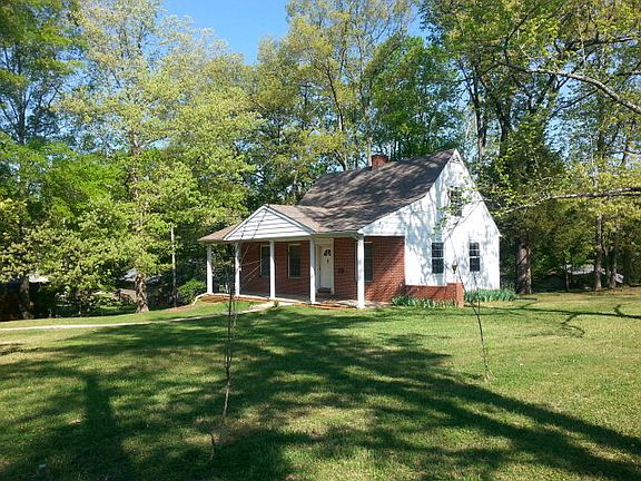 2nd image of 806 Richland St