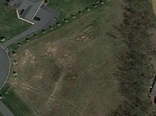 247 European Dr, Fleetwood, PA 19522