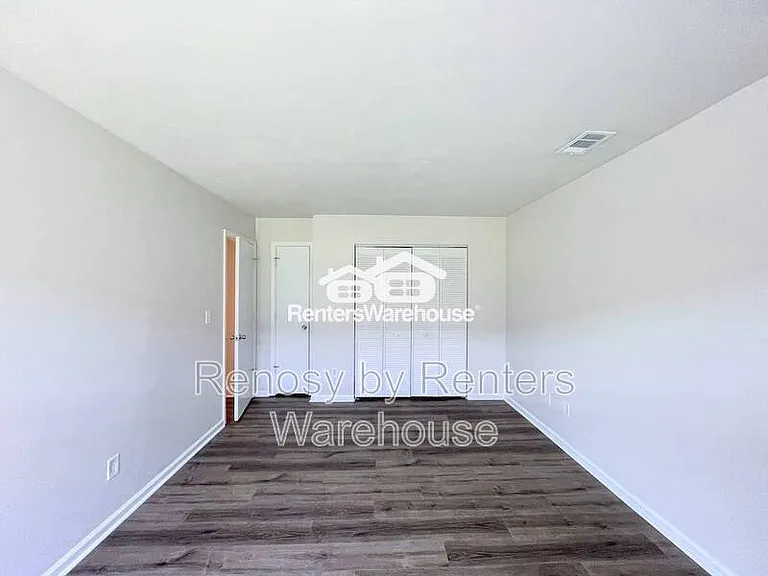 2549 Hunters Run Trl — Photo 18