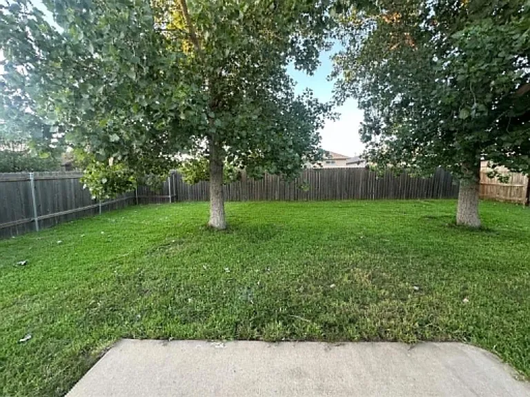 18312 Crestwind Ln — Photo 11