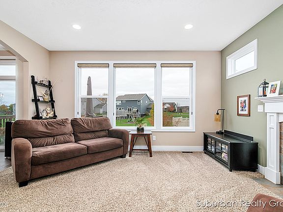 5th image of 2878 Jamieson Ct