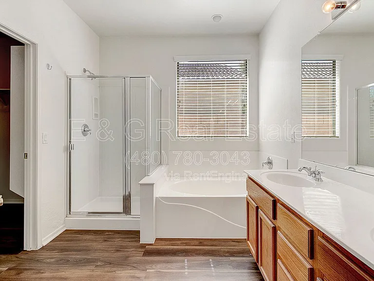 17228 W Elm St — Photo 24