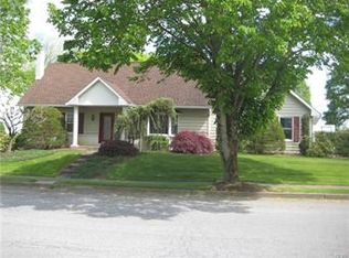 3922 Old Country Rd, Whitehall, PA 18052