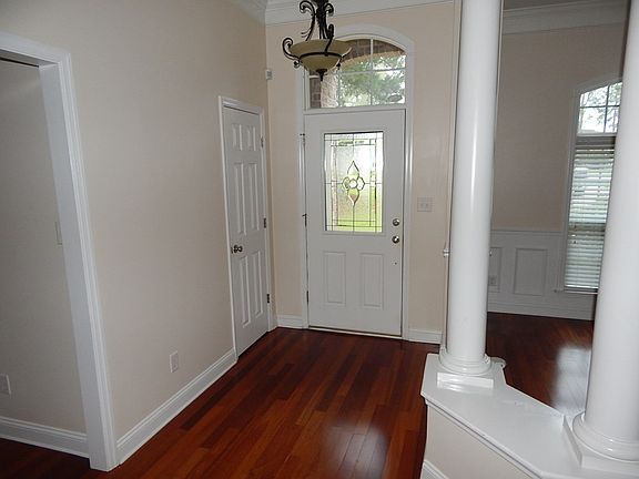 2nd image of 4416 Stonehaven Dr