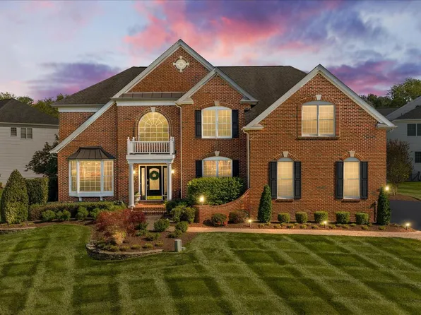 5393 Emmys Mill Ct, Haymarket, VA 20169