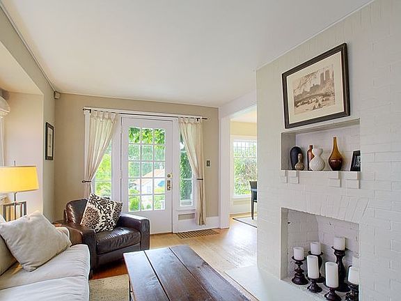 Very open, yet private to the street