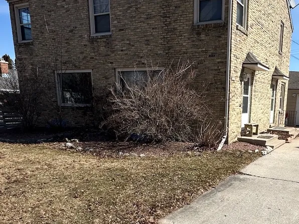 1217 N 9th St #1217, Manitowoc, WI 54220