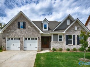 2132 Bloomfell Bnd SW, Huntsville, AL 35802