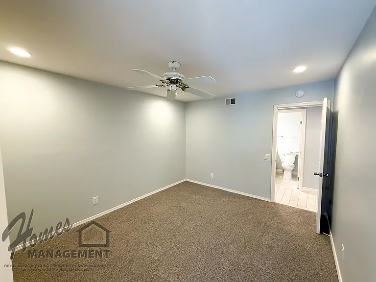 152 S Shore Dr — Photo 6