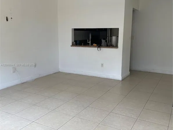 15318 SW 72nd St #15-21, Miami, FL 33193