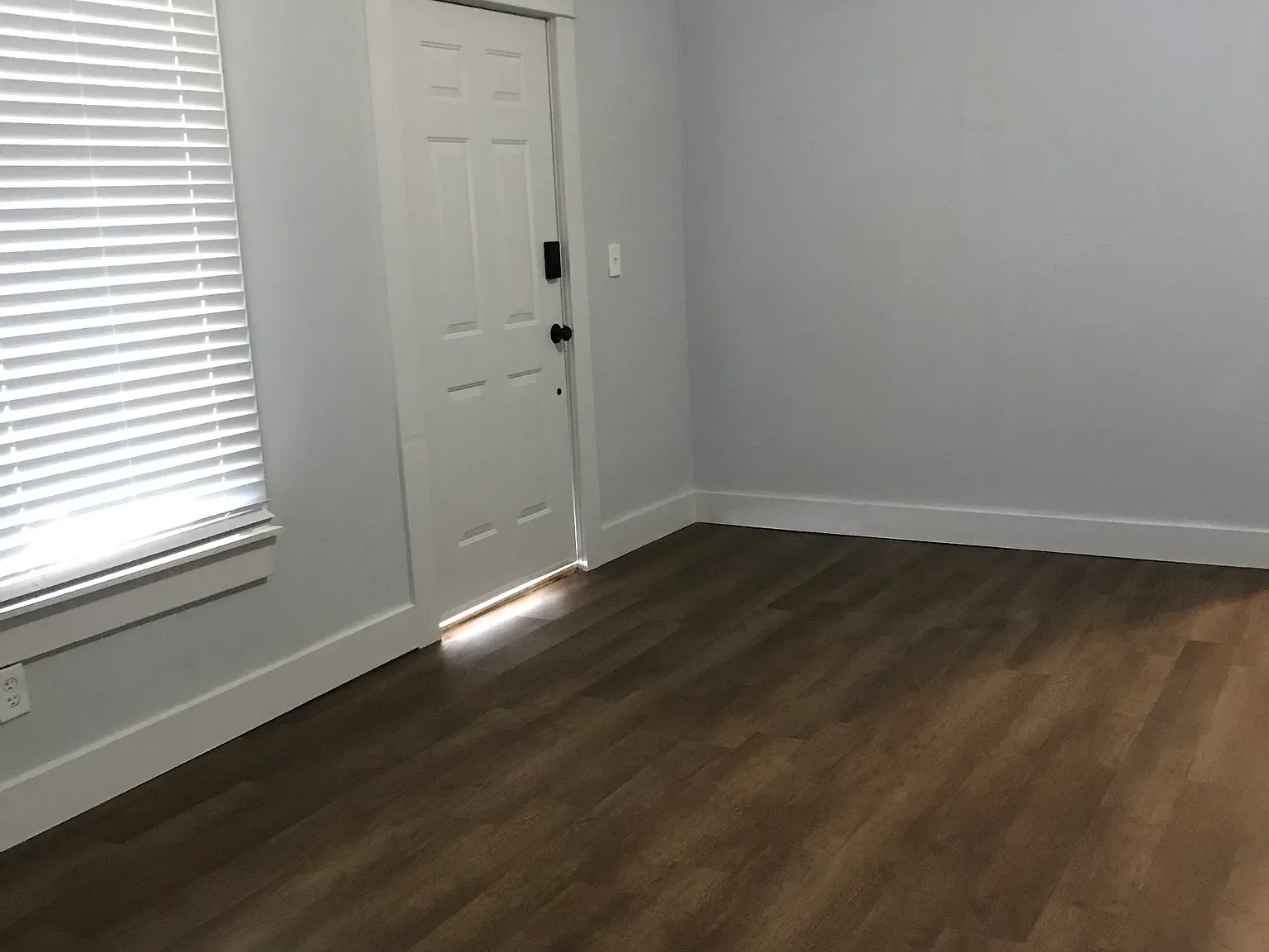 2 bed, 794 sqft, $1,700 — Photo 2