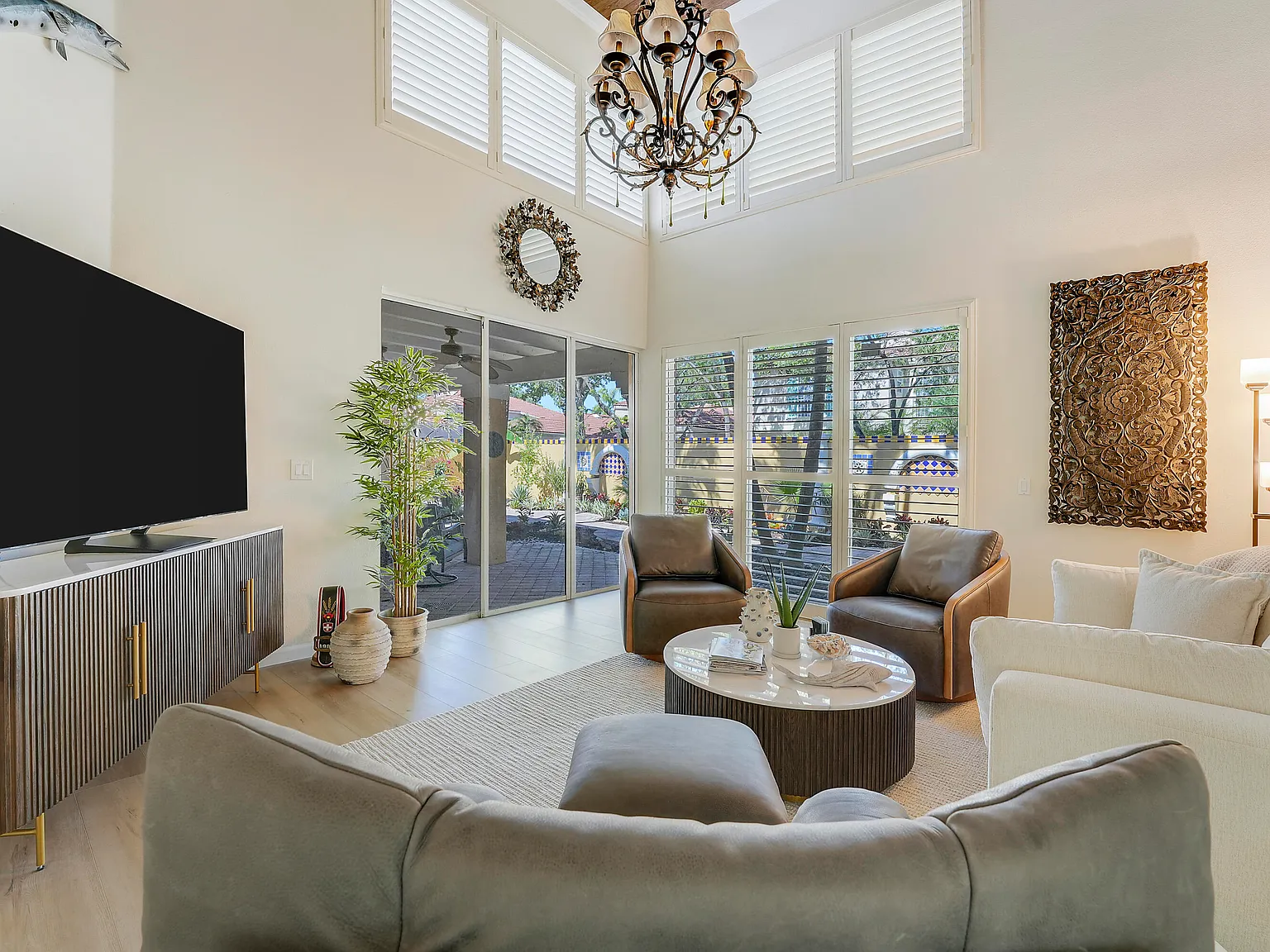 3 bed, 2.5 bath, 1830 sqft, $8,500 — Photo 3