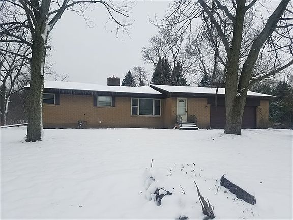 2nd image of 412 120th Ave