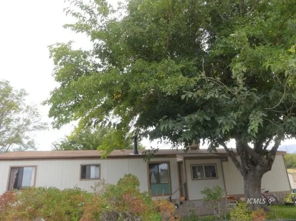 700 Glacier Lodge Rd #15, Big Pine, CA 93513
