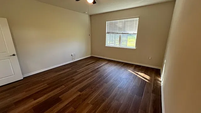 3 bed, 2054 sqft, $3,300 — Photo 4