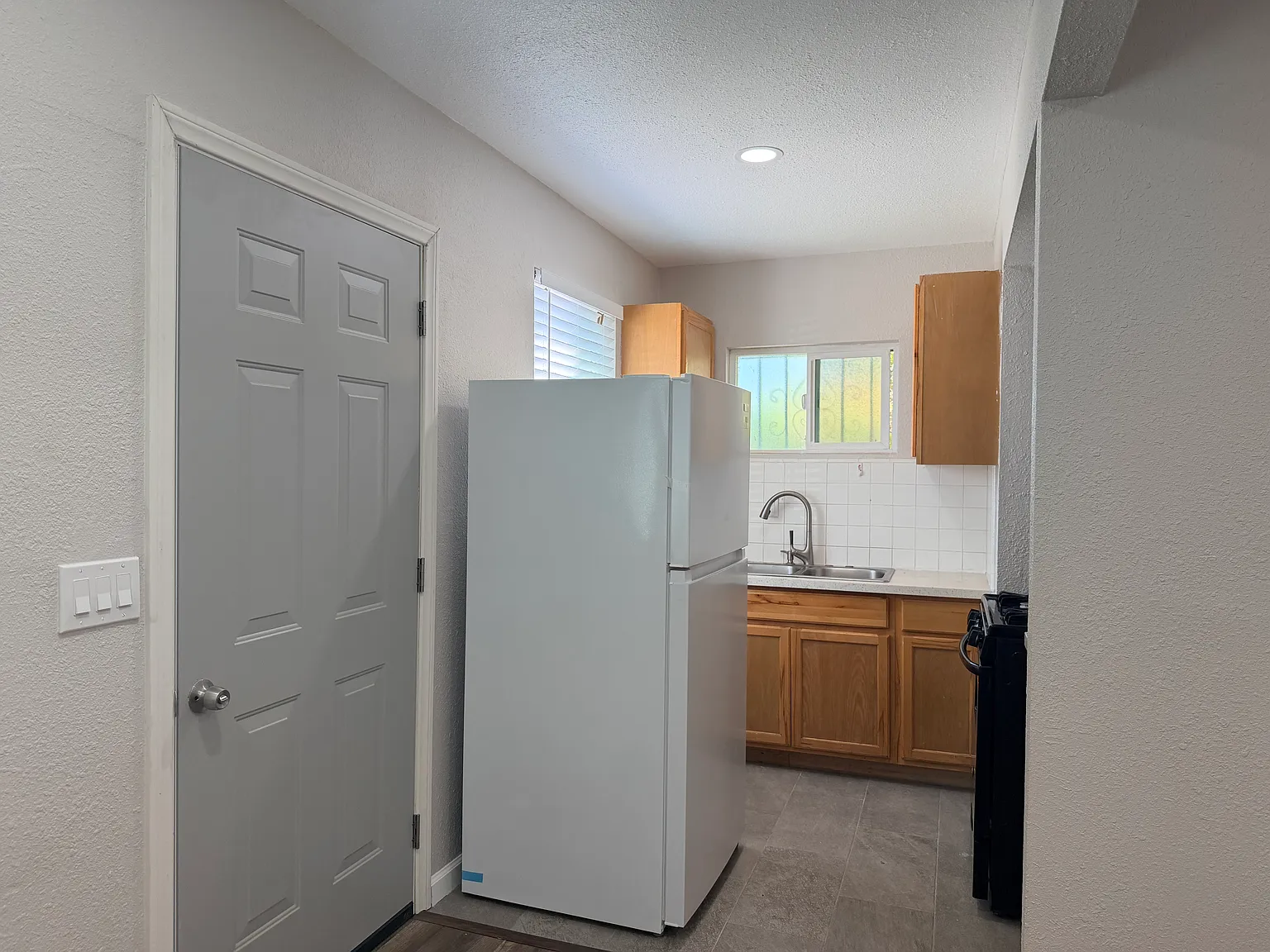 2 bed, 1.5 bath, 660 sqft, $2,100 — Photo 4
