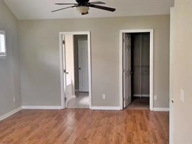 145 Pickett Creek Ln — Photo 8