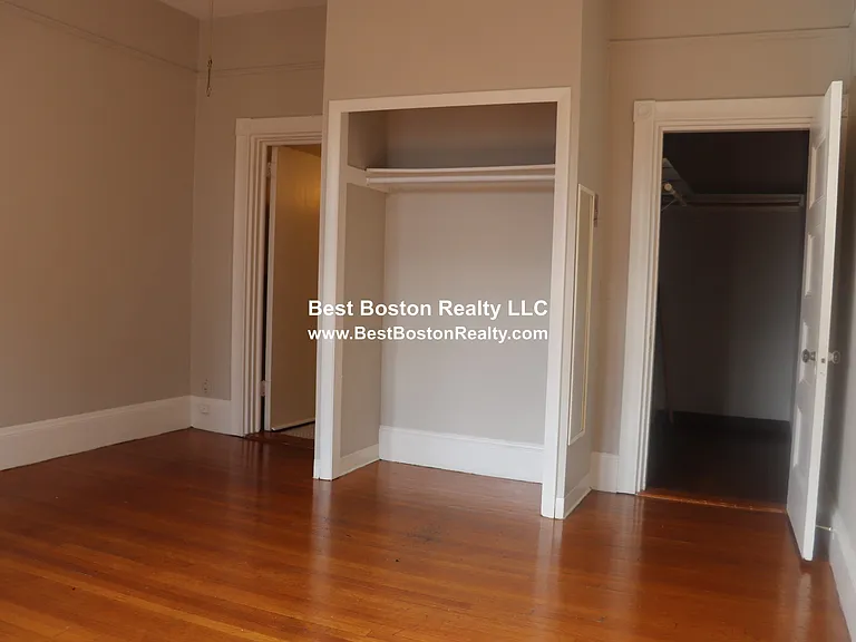 45 Bay State Rd #5F — Photo 4