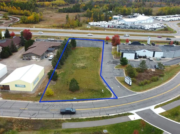 15537 Edgewood Dr, Brainerd, MN 56401