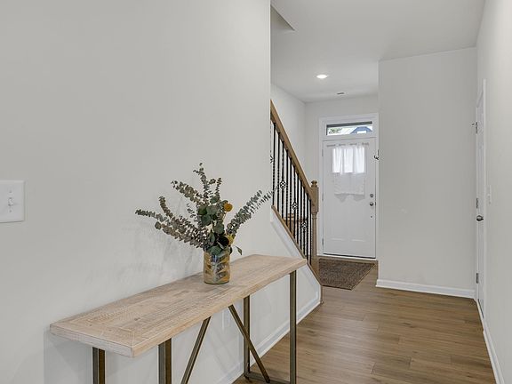 5th image of 114 Wethington Way