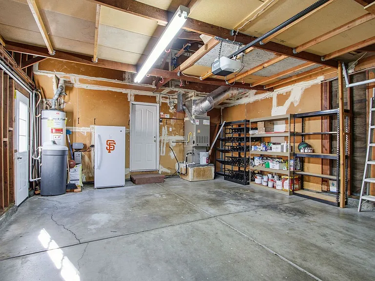 6137 Banner Dr — Photo 50
